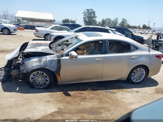 45347157 :رقم المزاد ، JTHBK1GG2D2021839 vin ، 2013 Lexus Es 350 مزاد بيع