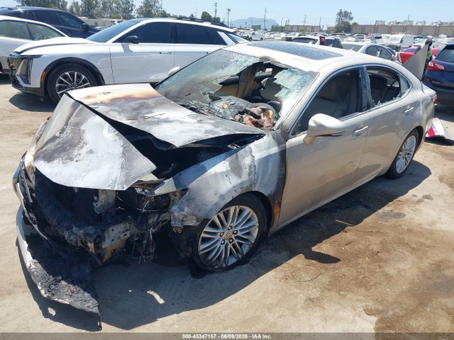 45347157 :رقم المزاد ، JTHBK1GG2D2021839 vin ، 2013 Lexus Es 350 مزاد بيع