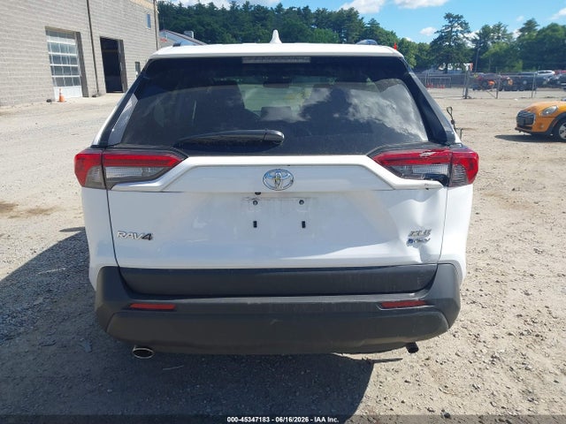 4T3RWRFV4SU188579 Toyota Rav4 Hybrid Xle