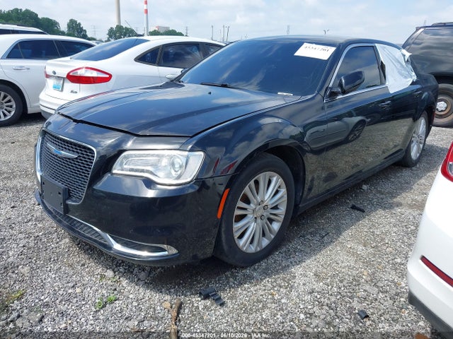 Продаж на аукціоні авто 2018 Chrysler 300 Touring L, vin: 2C3CCAAG3JH254874, номер лоту: 45347201