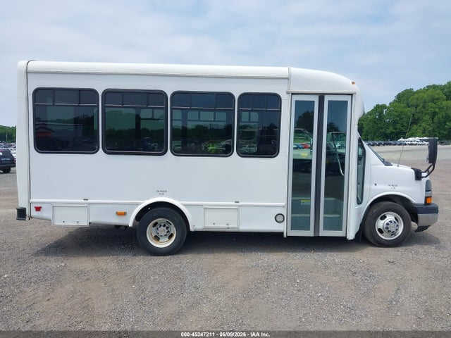 Продажа на аукционе авто 2015 Chevrolet Express Cutaway 3500 Diesel, vin: 1GB3G2BLXF1161474, номер лота: 45347211