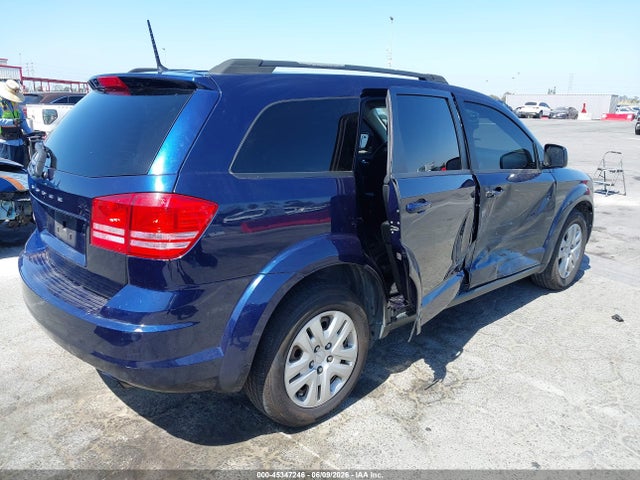 3C4PDCAB3JT474033 Dodge JOURNEY SE