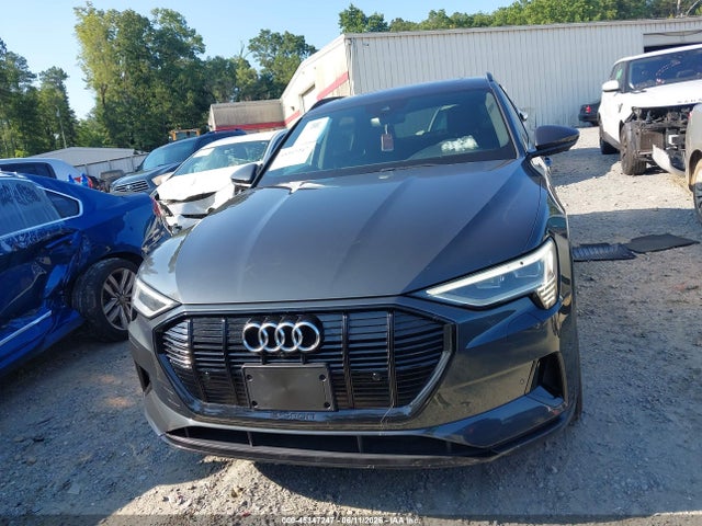 Aukcja sprzedaży 2022 Audi E-tron Premium Plus Quattro, vin: WA1LAAGEXNB012597, numer aukcji: 45347247