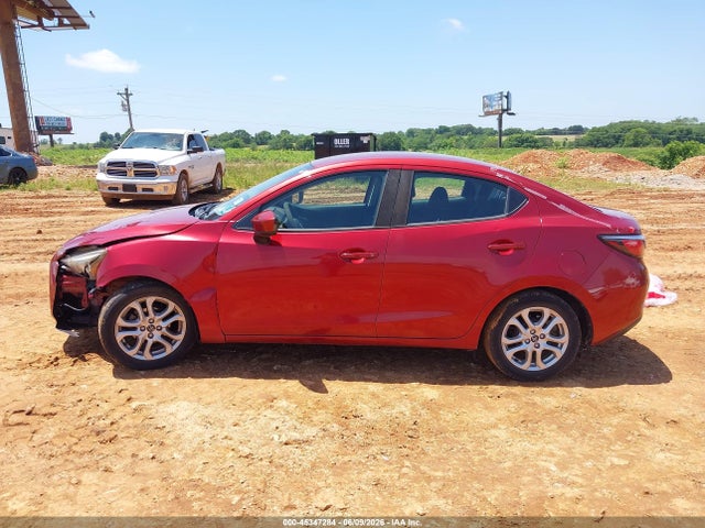 3MYDLBYV2JY306131 Toyota YARIS IA