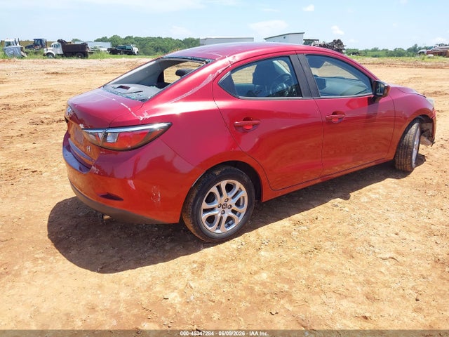 3MYDLBYV2JY306131 Toyota YARIS IA