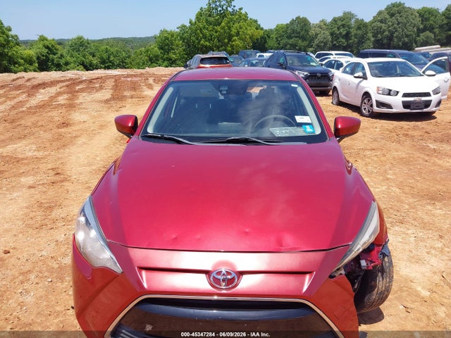 3MYDLBYV2JY306131 Toyota YARIS IA