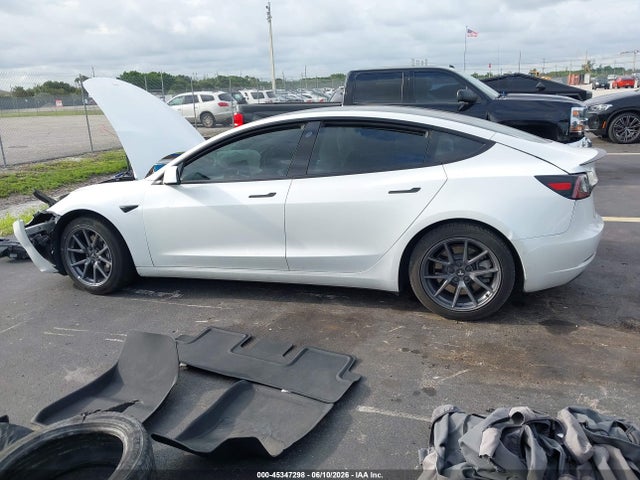 Продажа на аукционе авто 2021 Tesla Model 3 Standard Range Plus Rear-wheel Drive, vin: 5YJ3E1EA2MF908558, номер лота: 45347298