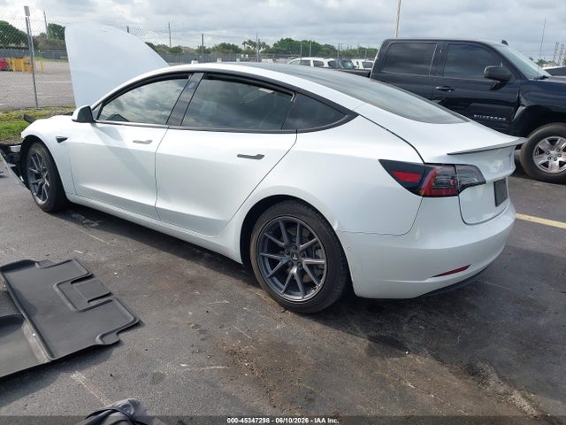 Продажа на аукционе авто 2021 Tesla Model 3 Standard Range Plus Rear-wheel Drive, vin: 5YJ3E1EA2MF908558, номер лота: 45347298