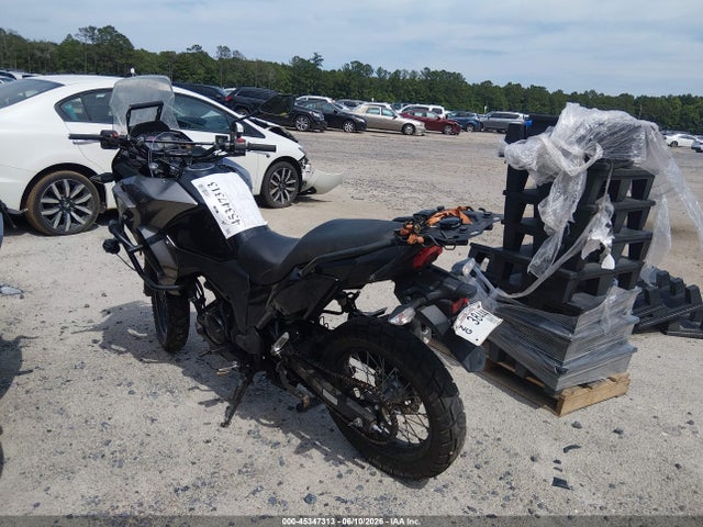 Kawasaki Kle300 C 2021 JKALE8C1XMDA12301 Image 3