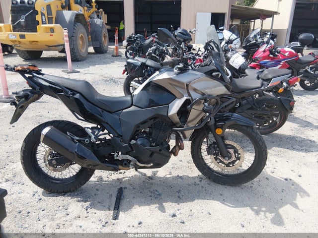 Kawasaki Kle300 C 2021 JKALE8C1XMDA12301 Image 4