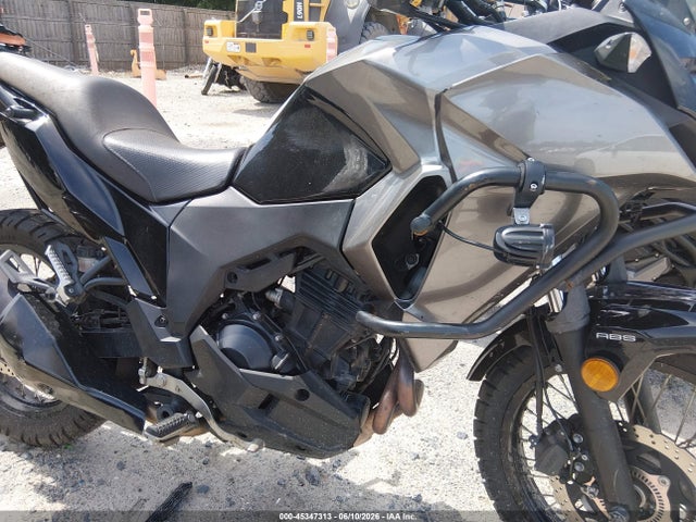 Kawasaki Kle300 C 2021 JKALE8C1XMDA12301 Image 8