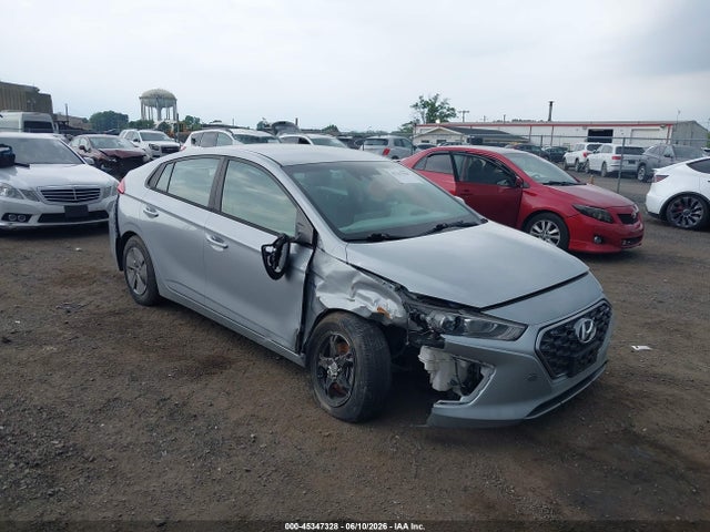 Продаж на аукціоні авто 2020 Hyundai Ioniq Hybrid Blue, vin: KMHC65LC6LU202154, номер лоту: 45347328