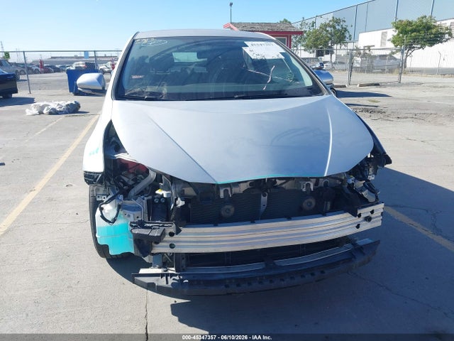 Toyota Prius Three 2016 JTDKARFU4G3020958 Image 6