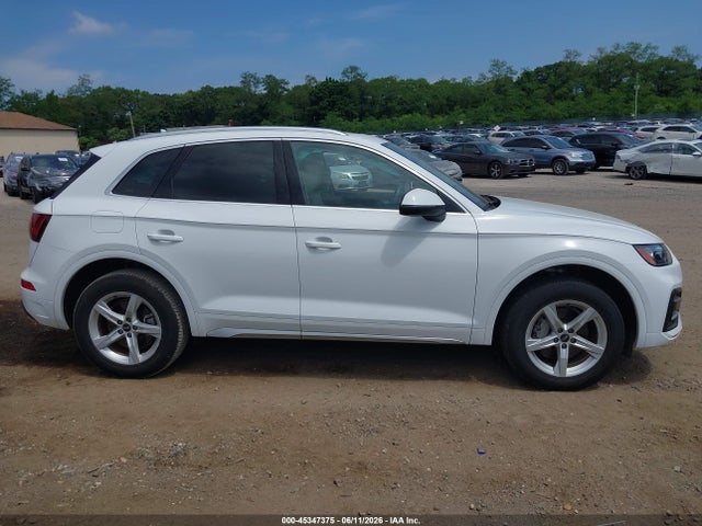 Aukcja sprzedaży 2024 Audi Q5 Premium 40 Tfsi Quattro S Tronic, vin: WA1ABAFY9R2045404, numer aukcji: 45347375
