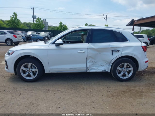 Aukcja sprzedaży 2024 Audi Q5 Premium 40 Tfsi Quattro S Tronic, vin: WA1ABAFY9R2045404, numer aukcji: 45347375