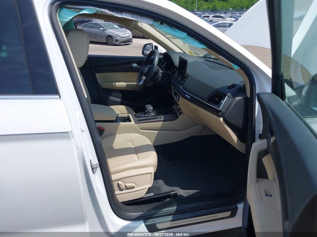 Aukcja sprzedaży 2024 Audi Q5 Premium 40 Tfsi Quattro S Tronic, vin: WA1ABAFY9R2045404, numer aukcji: 45347375