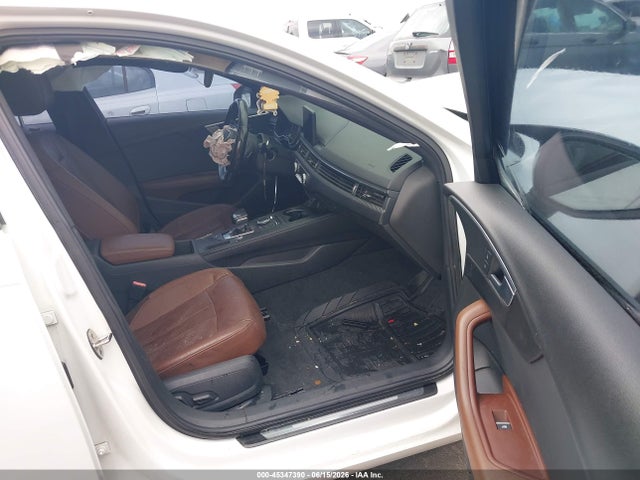 45347390 :رقم المزاد ، WAUGMAF47HN051350 vin ، 2017 Audi A4 2.0t Ultra Premium مزاد بيع