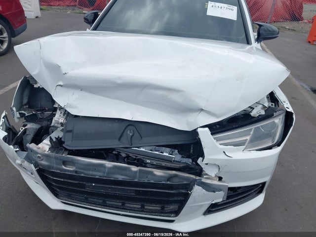 45347390 :رقم المزاد ، WAUGMAF47HN051350 vin ، 2017 Audi A4 2.0t Ultra Premium مزاد بيع