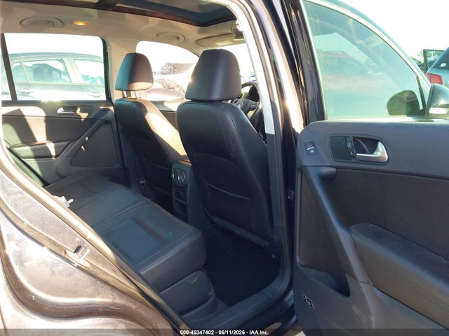 45347402 :رقم المزاد ، WVGAV3AX2EW569614 vin ، 2014 Volkswagen Tiguan Sel مزاد بيع