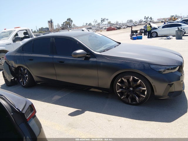 WBA43FJ01TCW22729 BMW 530I