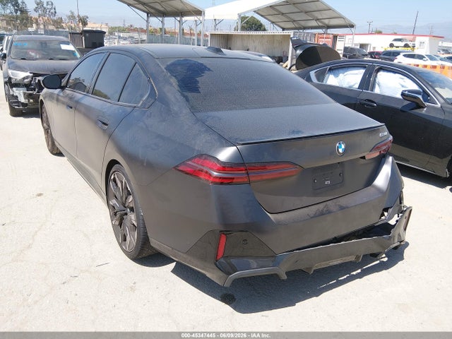 WBA43FJ01TCW22729 BMW 530I