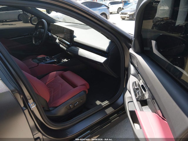 WBA43FJ01TCW22729 BMW 530I
