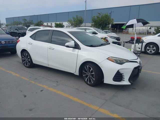 Toyota COROLLA SE 2019 2T1BURHE8KC207097 Image 1