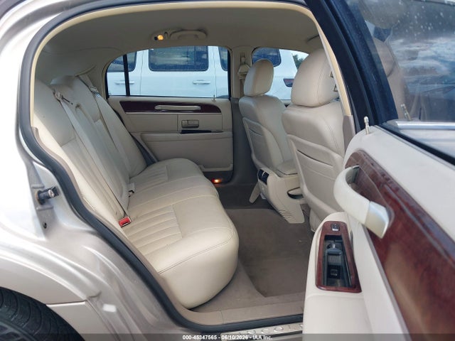 Aukcja sprzedaży 2003 Lincoln Town Car Executive, vin: 1LNHM81W33Y670426, numer aukcji: 45347565