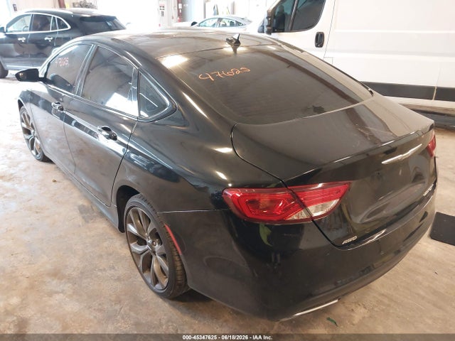 45347625 :رقم المزاد ، 1C3CCCDG2FN673983 vin ، 2015 Chrysler 200 S مزاد بيع