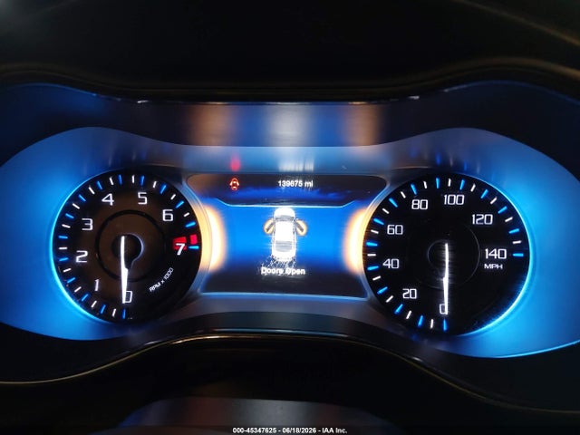 45347625 :رقم المزاد ، 1C3CCCDG2FN673983 vin ، 2015 Chrysler 200 S مزاد بيع