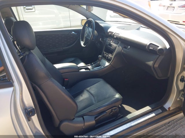 2003 Mercedes-benz C 230 Kompressor Sport მანქანა იყიდება აუქციონზე, vin: WDBRN40J93A388321, აუქციონის ნომერი: 45347641