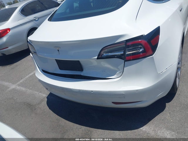 Tesla Model 3 Long Range/mid Range/standard Range/standard Range Plus 2019 5YJ3E1EA8KF476555 Image 15