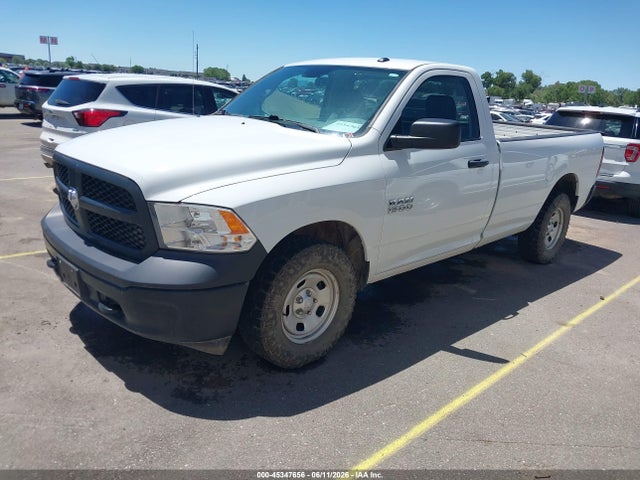 RAM 1500 2018 3C6JR7DGXJG318190 Image 2