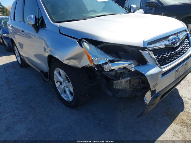 Subaru Forester 2.5i Limited 2016 JF2SJAHC8GH530837 Image 6