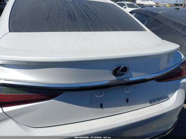 45347686 :رقم المزاد ، 58ADA1C14SU057598 vin ، 2025 Lexus Es 300h مزاد بيع