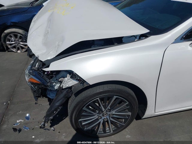 45347686 :رقم المزاد ، 58ADA1C14SU057598 vin ، 2025 Lexus Es 300h مزاد بيع