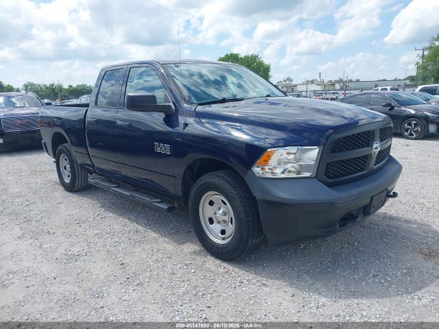 RAM 1500 Tradesman 4x4 6'4 Box 2018 1C6RR7FG4JS326097 головне зображення