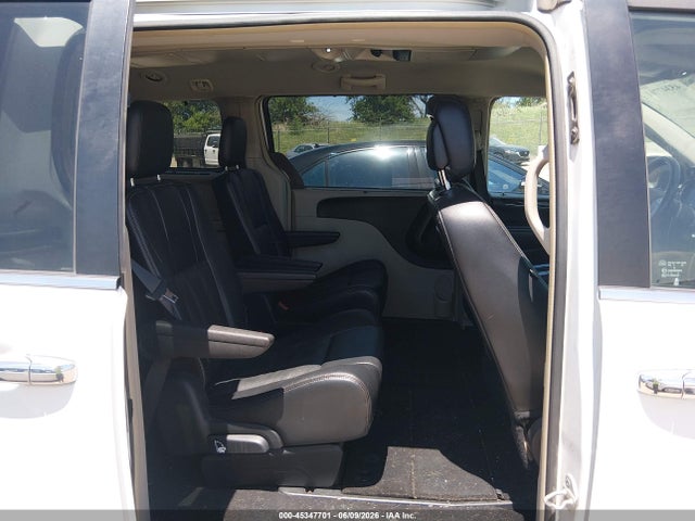 45347701 :رقم المزاد ، 2C4RC1CG7FR611056 vin ، 2015 Chrysler Town & Country Touring-l مزاد بيع