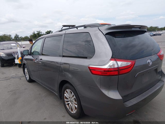 Aukcja sprzedaży 2017 Toyota Sienna Xle 8 Passenger, vin: 5TDYZ3DC0HS876686, numer aukcji: 45347722