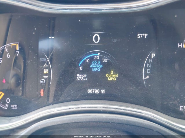 1C4RJFAGXKC766130 Jeep Grand Cherokee Laredo E 4x4