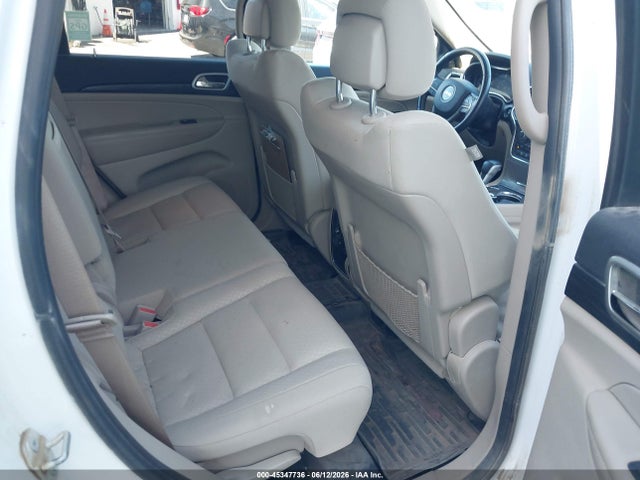 1C4RJFAGXKC766130 Jeep Grand Cherokee Laredo E 4x4