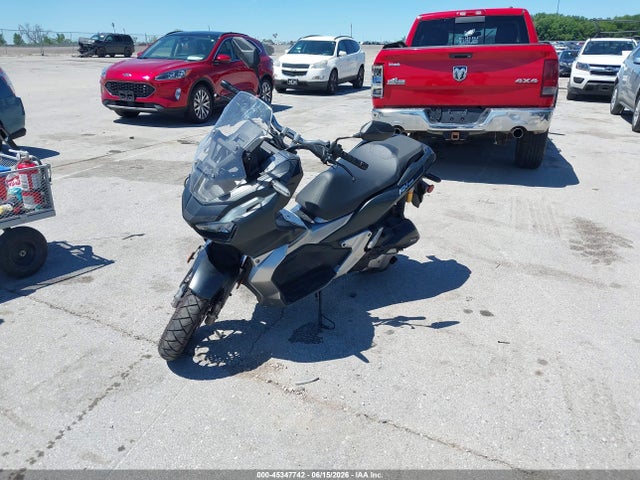 Honda Adv150 A 2021 MLHKF3852M5001391 Image 2
