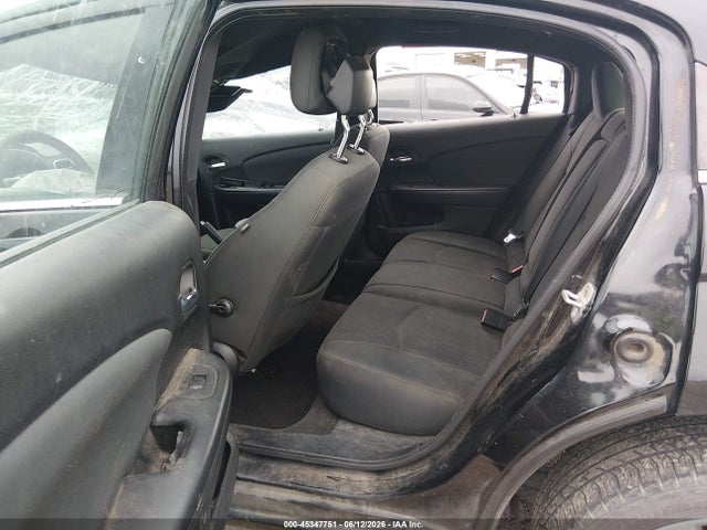 45347751 :رقم المزاد ، 1C3BC1FB6BN575793 vin ، 2011 Chrysler 200 Touring مزاد بيع