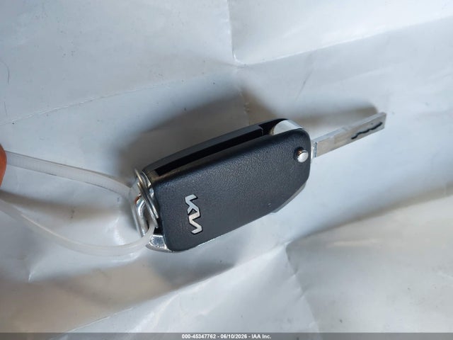 3KPF24AD5PE607588 KIA Forte Lxs