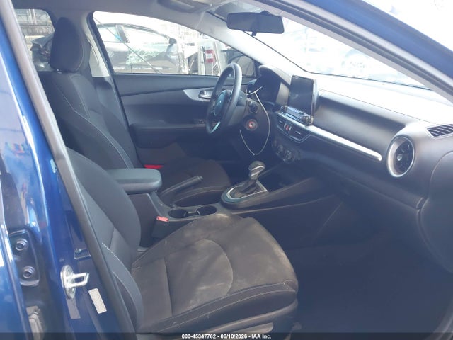 3KPF24AD5PE607588 KIA Forte Lxs