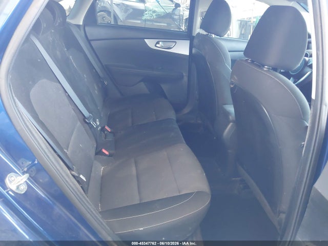 3KPF24AD5PE607588 KIA Forte Lxs