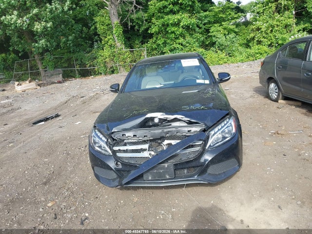 45347765 :رقم المزاد ، 55SWF4KB3FU058966 vin ، 2015 Mercedes-benz C 300 4matic مزاد بيع