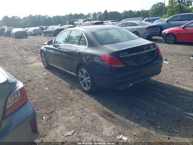 45347765 :رقم المزاد ، 55SWF4KB3FU058966 vin ، 2015 Mercedes-benz C 300 4matic مزاد بيع