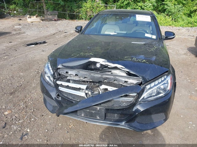 45347765 :رقم المزاد ، 55SWF4KB3FU058966 vin ، 2015 Mercedes-benz C 300 4matic مزاد بيع