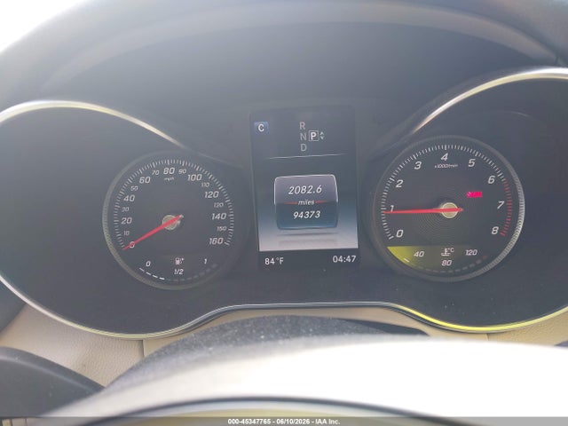 45347765 :رقم المزاد ، 55SWF4KB3FU058966 vin ، 2015 Mercedes-benz C 300 4matic مزاد بيع
